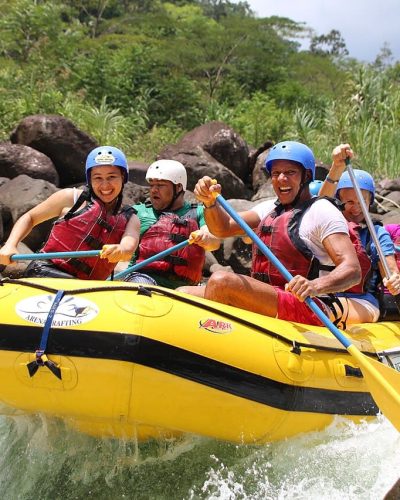 1280px-Arenal_rafting